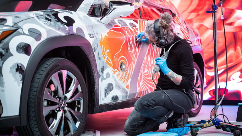 Το πρώτο τατουάζ που έγινε σε αυτοκίνητο