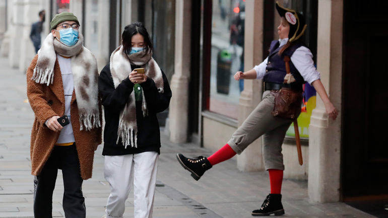 Βρετανία: Η πορεία της επιδημίας δεν είναι αντιστρέψιμη