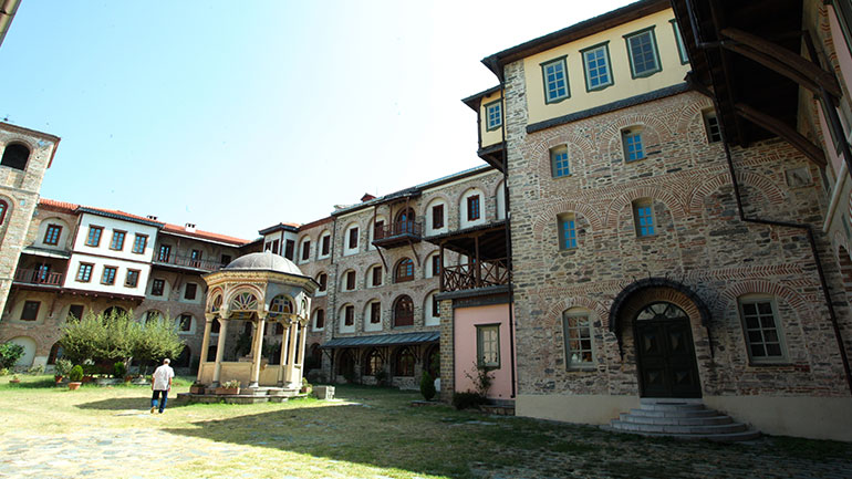 Αναστέλλεται έως τις 30 Μαρτίου η είσοδος επισκεπτών-προσκυνητών στο Άγιο Όρος