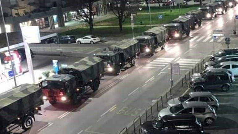 Εικόνες-σοκ στο Μπέργκαμο: Στρατιωτικό κονβόι μεταφέρει πτώματα