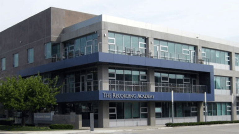 Η MusiCares και η Ακαδημία Ηχογράφησης των ΗΠΑ για τον κορωνοϊό