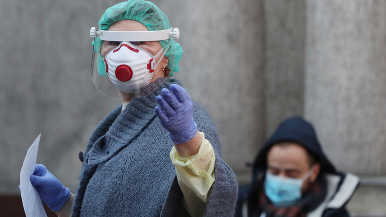 Πολωνία: Έκλεισε διαγνωστικό κέντρο αφού ένας εργαζόμενος βρέθηκε θετικός στον νέο κορωνοϊό