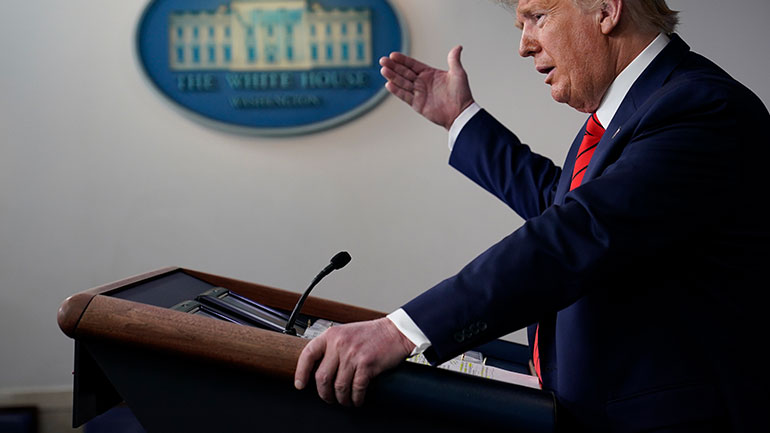 Κορωνοϊός: Επισπεύδει ο Τραμπ την κυκλοφορία φαρμάκου κατά της ελονοσίας ως προσωρινή λύση