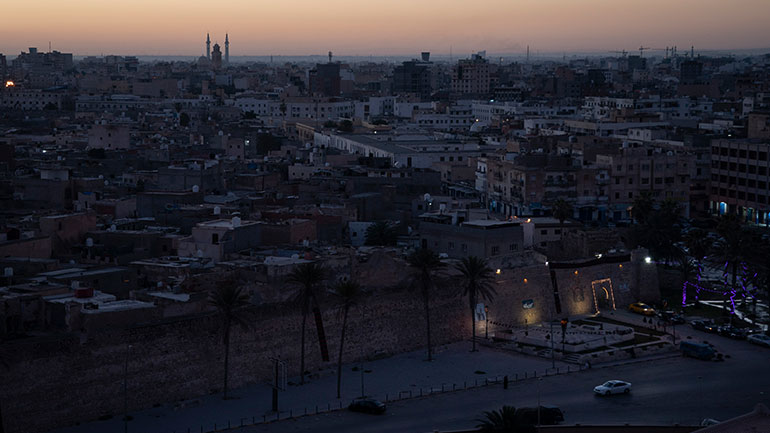 Λιβύη: Πέντε γυναίκες σκοτώθηκαν σε βομβαρδισμούς στην Τρίπολη