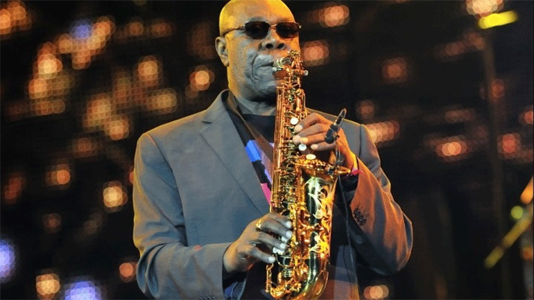 Θύμα του κορωνοϊού και ο θρυλικός σαξοφωνίστας Μανού Ντιμπανγκό