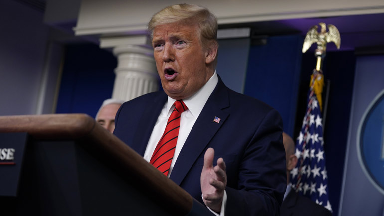 Τραμπ: Ο κόσμος πληρώνει την καθυστέρηση της Κίνας