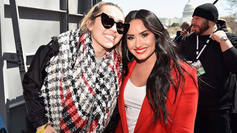 Miley Cyrus – Demi Lovato: Αποκάλυψαν πως ήταν pansexual από τα 14 τους