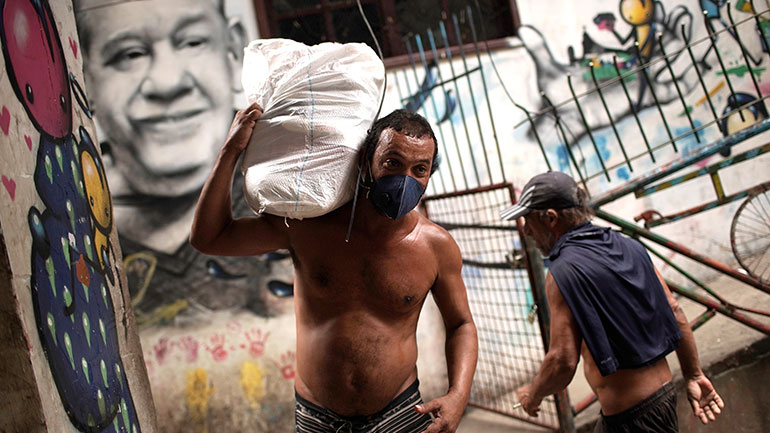 Βραζιλία-Κορωνοϊός: Φόβοι για κατάρρευση του συστήματος υγείας έως τα τέλη Απριλίου