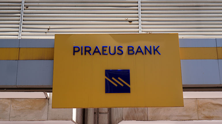 Η Τράπεζα Πειραιώς προσφέρει υγειονομικό υλικό για την αντιμετώπιση του κορωνοϊού