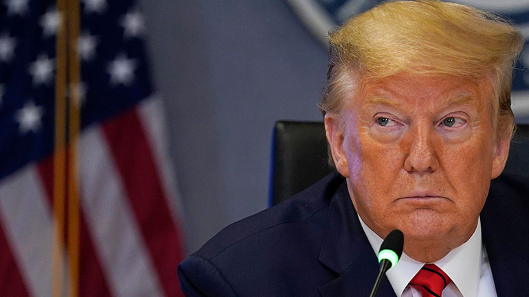 Κορωνοϊός: Το 55% των Αμερικανών εγκρίνει τη δράση του προέδρου Τραμπ, σύμφωνα με δημοσκόπηση