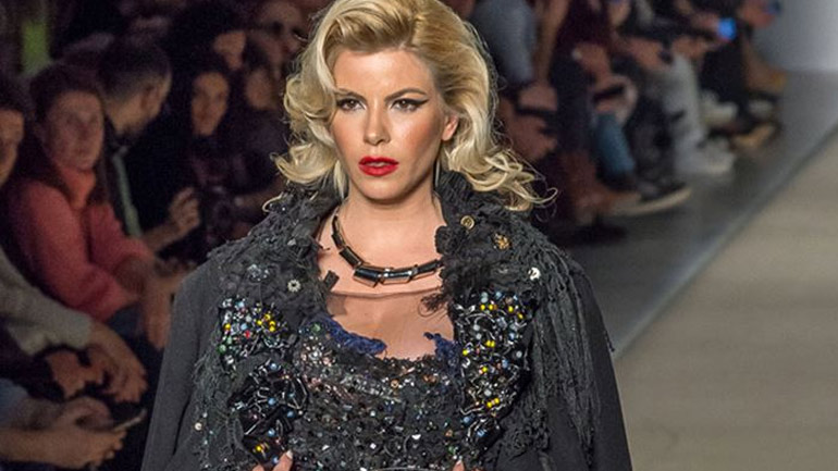 Η απάντηση της Αντελίνας Bαρθακούρη στα επικριτικά σχόλια για τα κιλά της