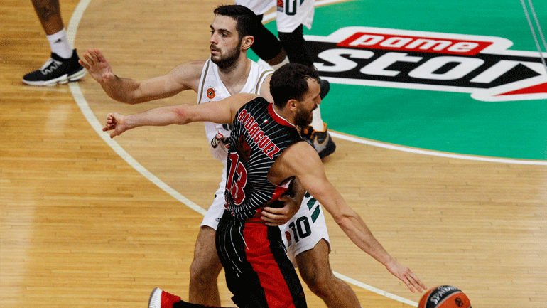 Ο Σέρχιο Ροντρίγκεθ έκανε οδικώς 1.500 χιλιόμετρα για να επιστρέψει στην Ισπανία