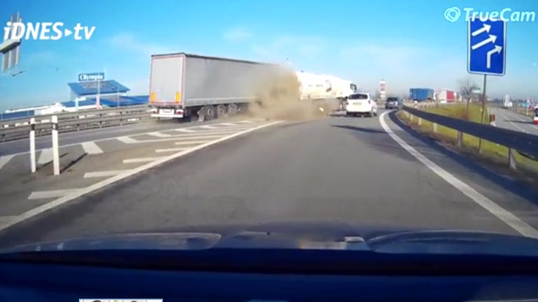 Ατύχημα που κόβει την ανάσα! Ατύχημα που κόβει την ανάσα!