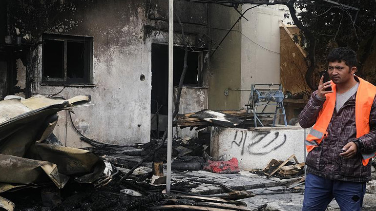 Μυτιλήνη: Αλλοδαποί έκαψαν τις εγκαταστάσεις του «One happy family» – Εξετάζεται η σχέση τους με ΜΚΟ! Μυτιλήνη: Αλλοδαποί έκαψαν τις εγκαταστάσεις του «One happy family» – Εξετάζεται η σχέση τους με ΜΚΟ!