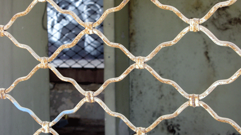 Τι ισχύει για το προσωπικό των επιχειρήσεων που τελούν σε αναστολή λόγω του κορωνοϊού