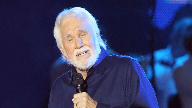 Έφυγε από τη ζωή ο διάσημος τραγουδιστής της μουσικής κάντρι Κένι Ρότζερς