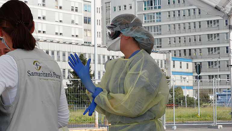 Νέα μέτρα κατά του κορωνοϊού ζητούν οι δήμαρχοι της Ιταλίας