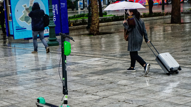 Βροχές και πτώση της θερμοκρασίας από την Κυριακή