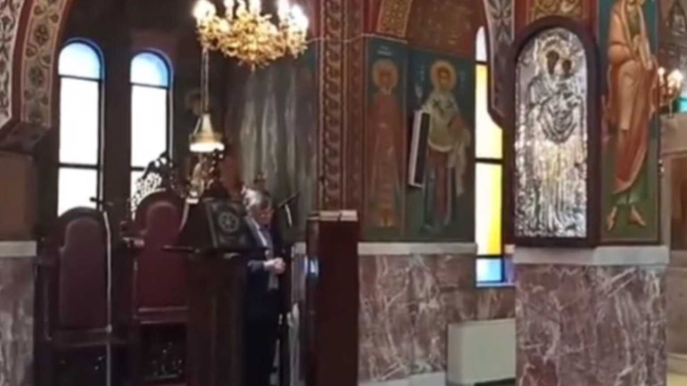 Ο Σωτήρης Τσιόδρας έψαλλε στη Θεία Λειτουργία της Σταυροπροσκυνήσεως