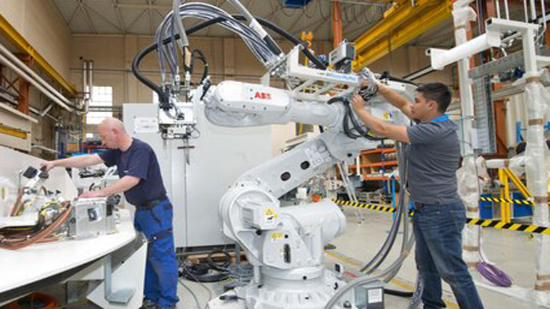 Το Βερολίνο ζητάει από τους κατασκευαστές αυτοκινήτων να παράγουν ιατρικό εξοπλισμό