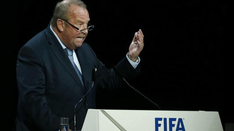 Επικεφαλής ιατρικής επιτροπής της FIFA: «Επικίνδυνο να αρχίσουν οι διοργανώσεις τον Μάιο»