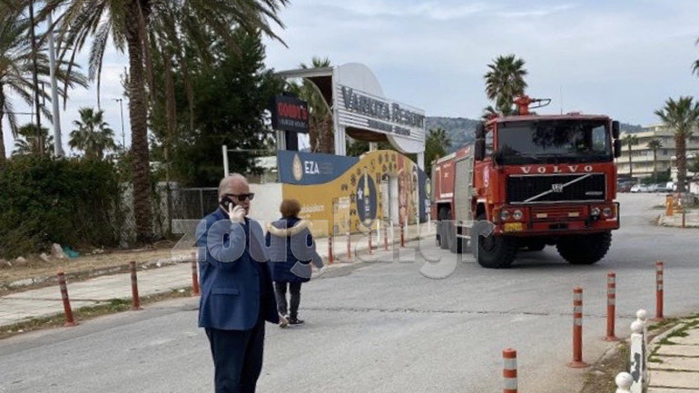 Έκλεισε η πρόσβαση στην παραλία της Βάρκιζας