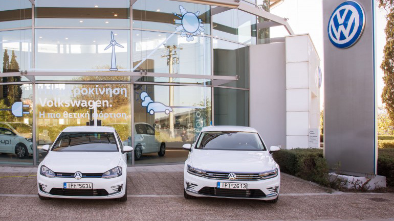 Η Kosmocar προσφέρει αυτοκίνητα στην Πολιτεία για την αντιμετώπιση της κρίσης