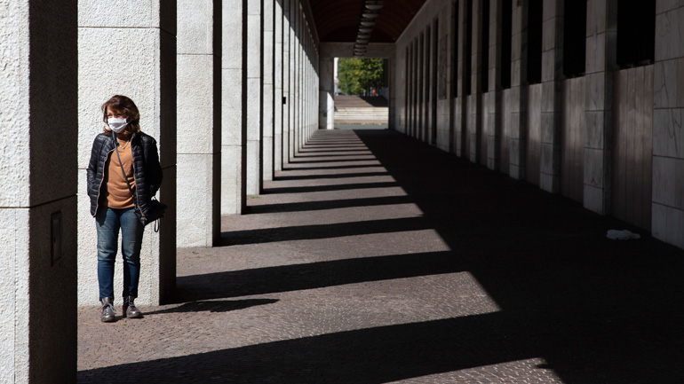 Περισσότεροι από 1,7 δισεκατομμύρια άνθρωποι ζουν σε συνθήκες καραντίνας παγκοσμίως