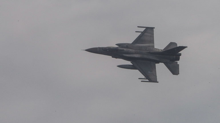 Ζεύγος τουρκικών F-16 πέταξε πάνω από τη Χίο
