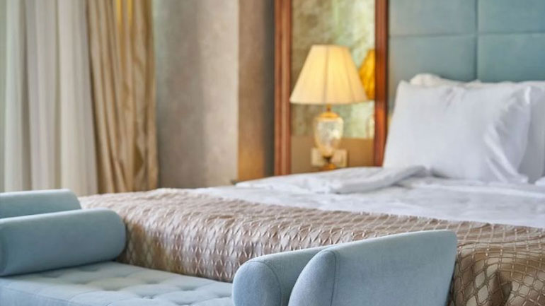 Το απόγευμα η λίστα με τα ανοιχτά ξενοδοχεία