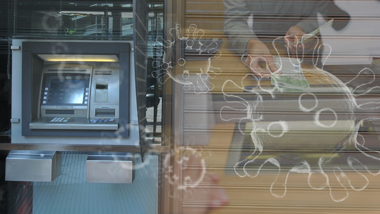 Περιορισμοί στις τραπεζικές συναλλαγές