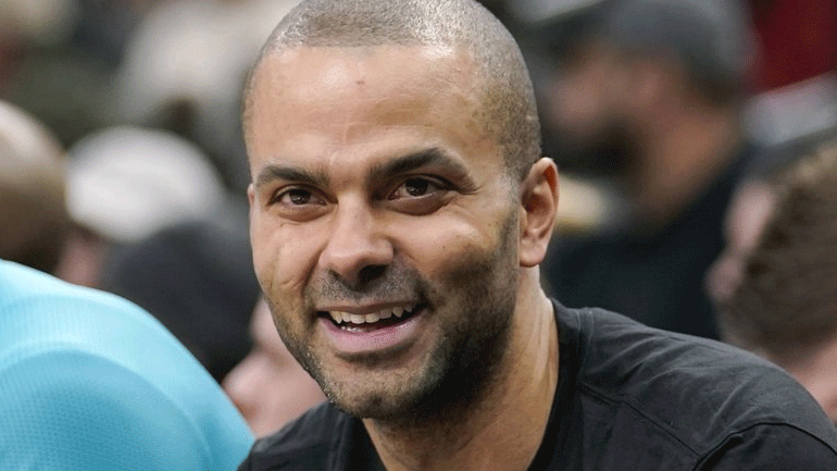 Πάρκερ: «Καλύτερη λύση για τη Γαλλία η οριστική διακοπή»