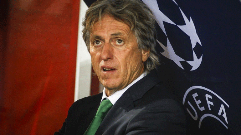 Ζόρζε Ζεσούς σε δημοσιογράφους: «Θα ‘πρεπε να κολλήσετε κορωνοϊό»