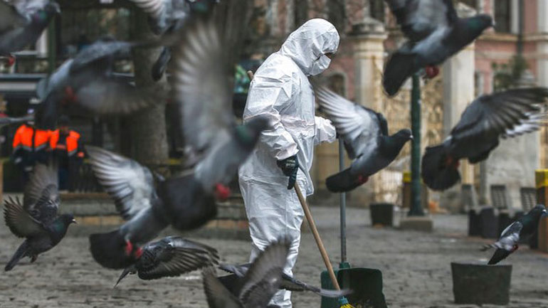 Τουρκία: Περιορισμοί στη λειτουργία των καταστημάτων και στον αριθμό επιβατών στα λεωφορεία