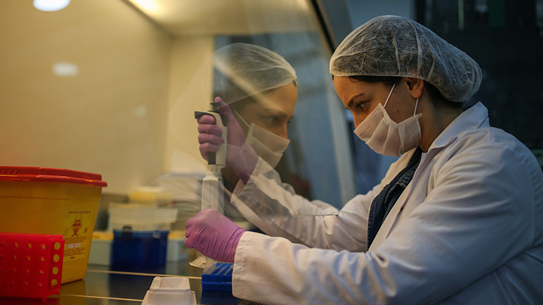 Τουρκία: 44 νεκροί και 1.872 κρούσματα από τον νέο κορωνοϊό