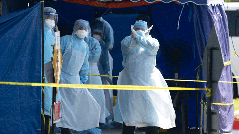 Μαλαισία: Η χώρα αυξάνει τα τεστ για Covid-19 προετοιμαζόμενη για το «χειρότερο σενάριο»