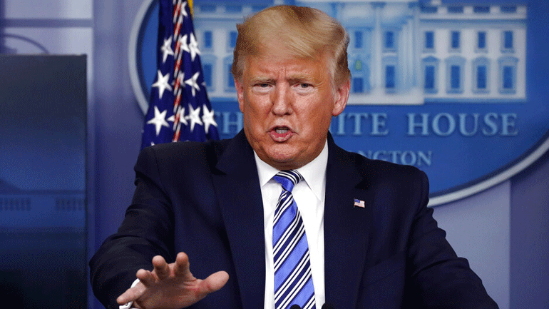 ΗΠΑ: Υπογραφή προεδρικού διατάγματος για την αποτροπή αποθήκευσης κρίσιμων ιατρικών υλικών