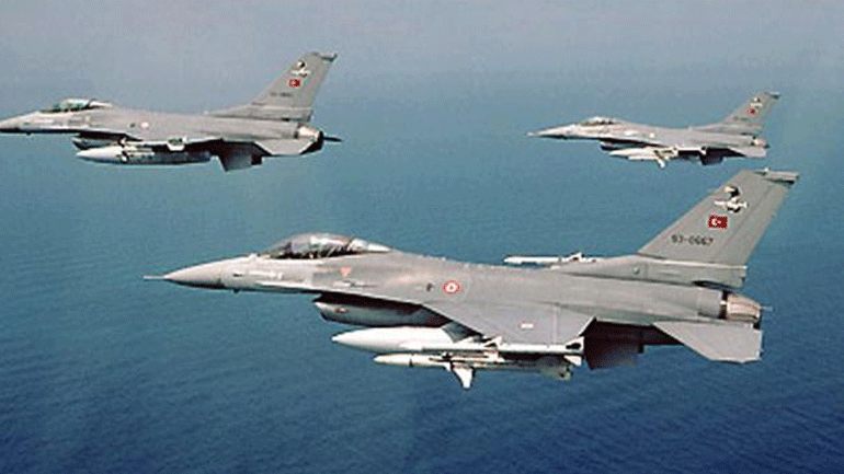 Ζεύγος τουρκικών F-16 πέταξε πάνω από τους Λειψούς και το Αγαθονήσι