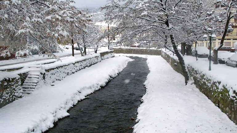 Χιόνισε στη Δυτική Μακεδονία