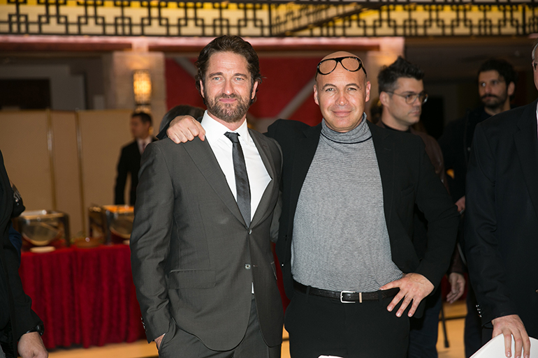 Δύο κορυφαίοι ηθοποιοί του Hollywood που βρέθηκαν στην Ελλάδα: Gerard Butler (αριστερά) και Billy Zane