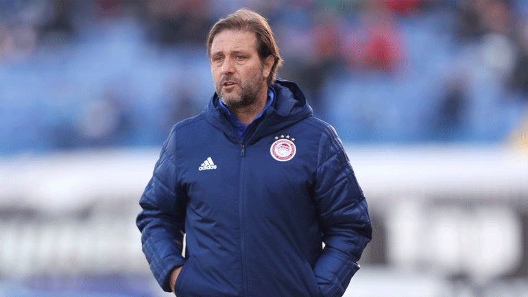 Μαρτίνς: «Χρόνια Πολλά Έλληνες»