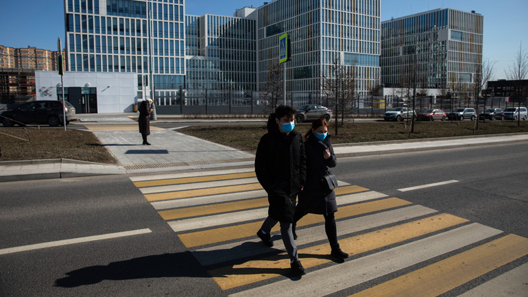 Ρωσία: Η Μόσχα απαγορεύει κάθε δημόσια εκδήλωση, κλείνει τα περισσότερα καταστήματα λόγω κορωνοϊού