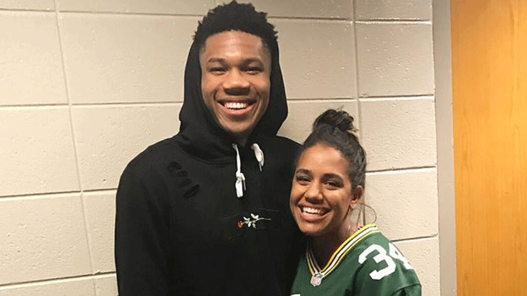 Η τρυφερή φωτογραφία του Γιάννη Αντετοκούνμπο με τις δύο μεγάλες του αγάπες!