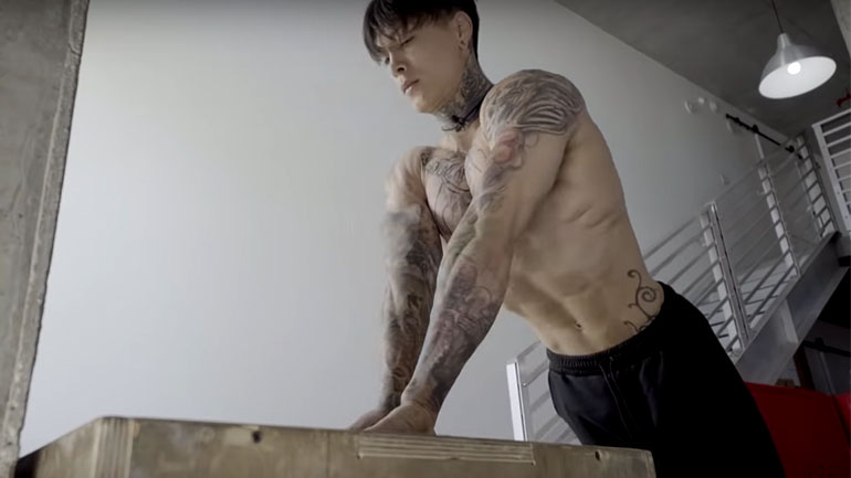 Οι καλύτερες ασκήσεις για στήθος χωρίς εξοπλισμό