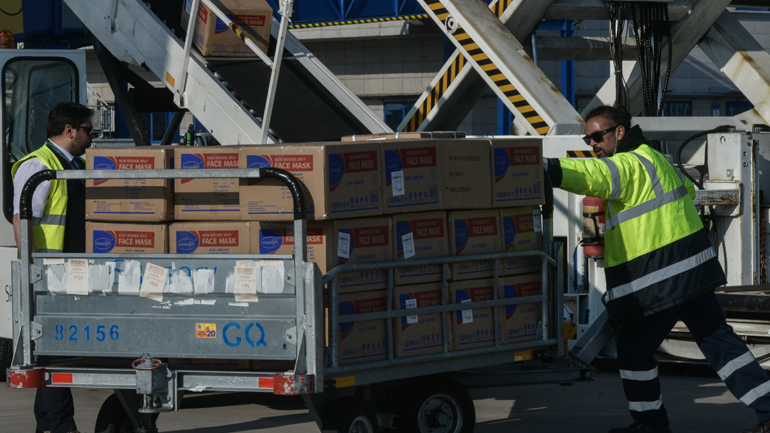 Παραλαβή δωρεάς ιατρικού υλικού από τα Ηνωμένα Αραβικά Εμιράτα