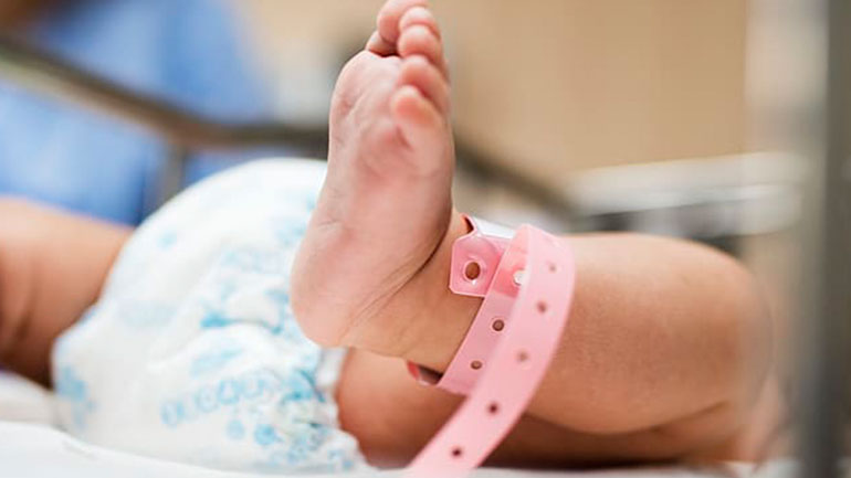 Γρεβενά: Νεογέννητο μωρό θετικό στον κορωνοϊό