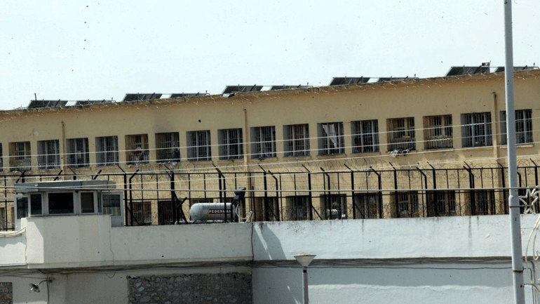 Την αποσυμφόρηση των φυλακών προωθεί η κυβέρνηση λόγω κορωνοϊού