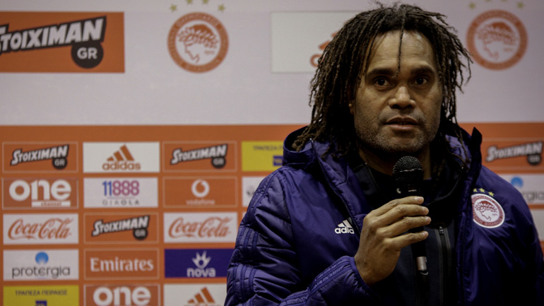 Καρεμπέ: «Δεύτερος πατέρας μου ο Λορένθο Σανθ»