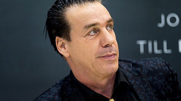 Στην εντατική με κορωνοϊό ο τραγουδιστής των Rammstein