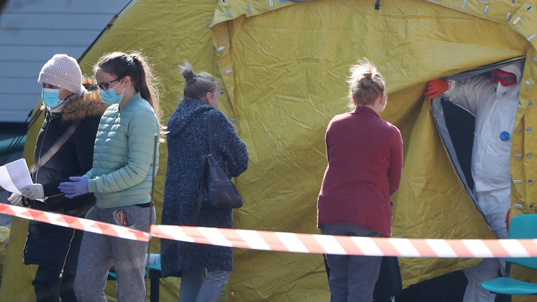 Σε καραντίνα οι Σλοβένοι που επιστρέφουν από χώρες υψηλού κινδύνου